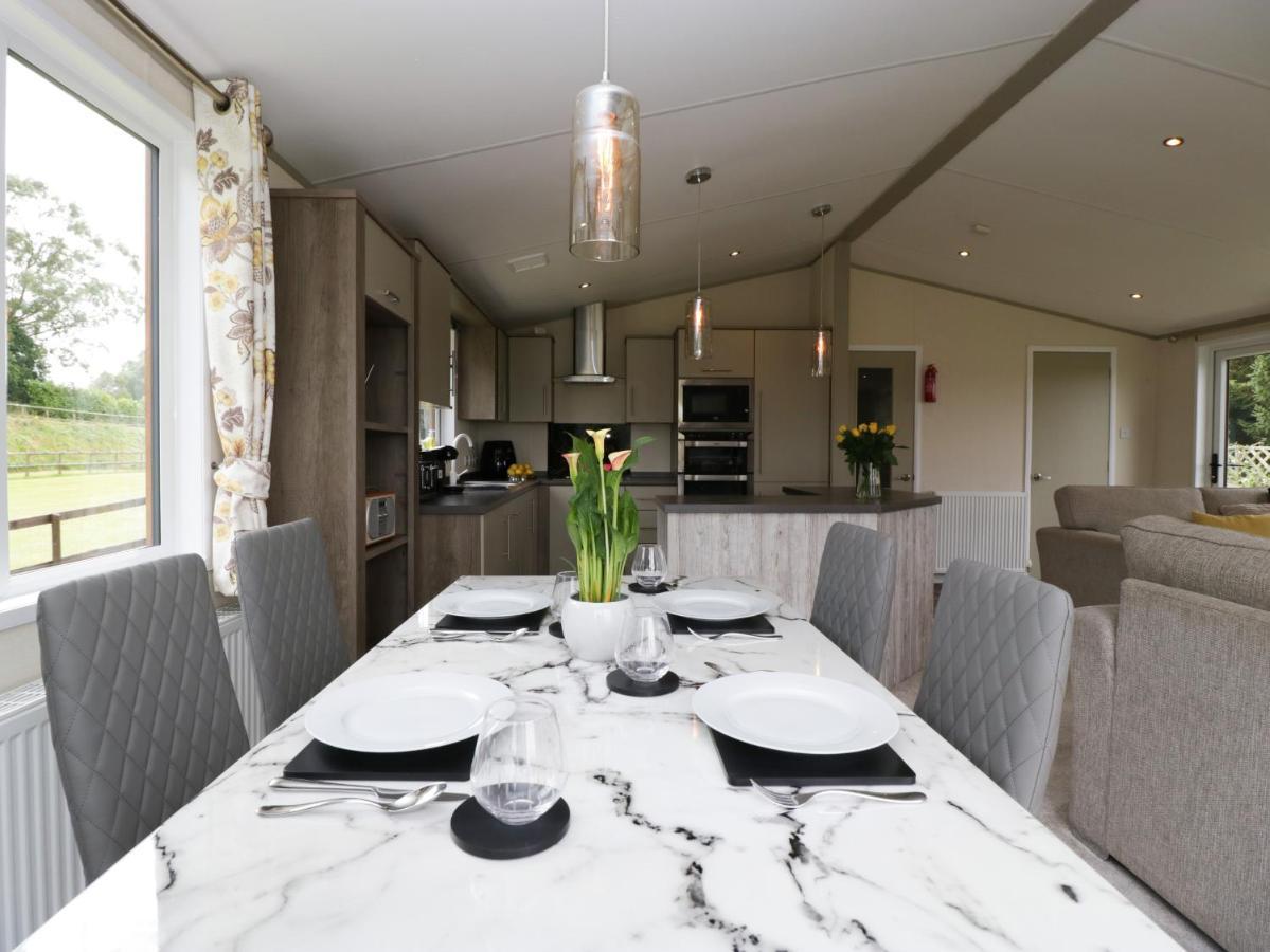Hill View, Lilac Lodge Wareham Extérieur photo